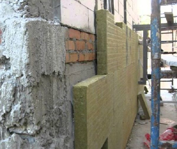 Утепление фундамента плиткой из минеральной ваты